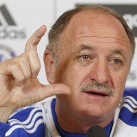 Pajak Bikin Scolari Tak Mau ke Inggris Lagi
